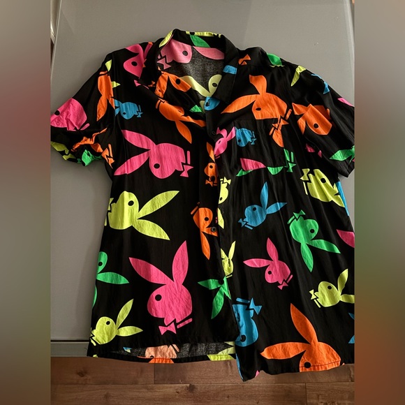 Super sheek Playboy button up - unisex large fit - Picture 1 of 2